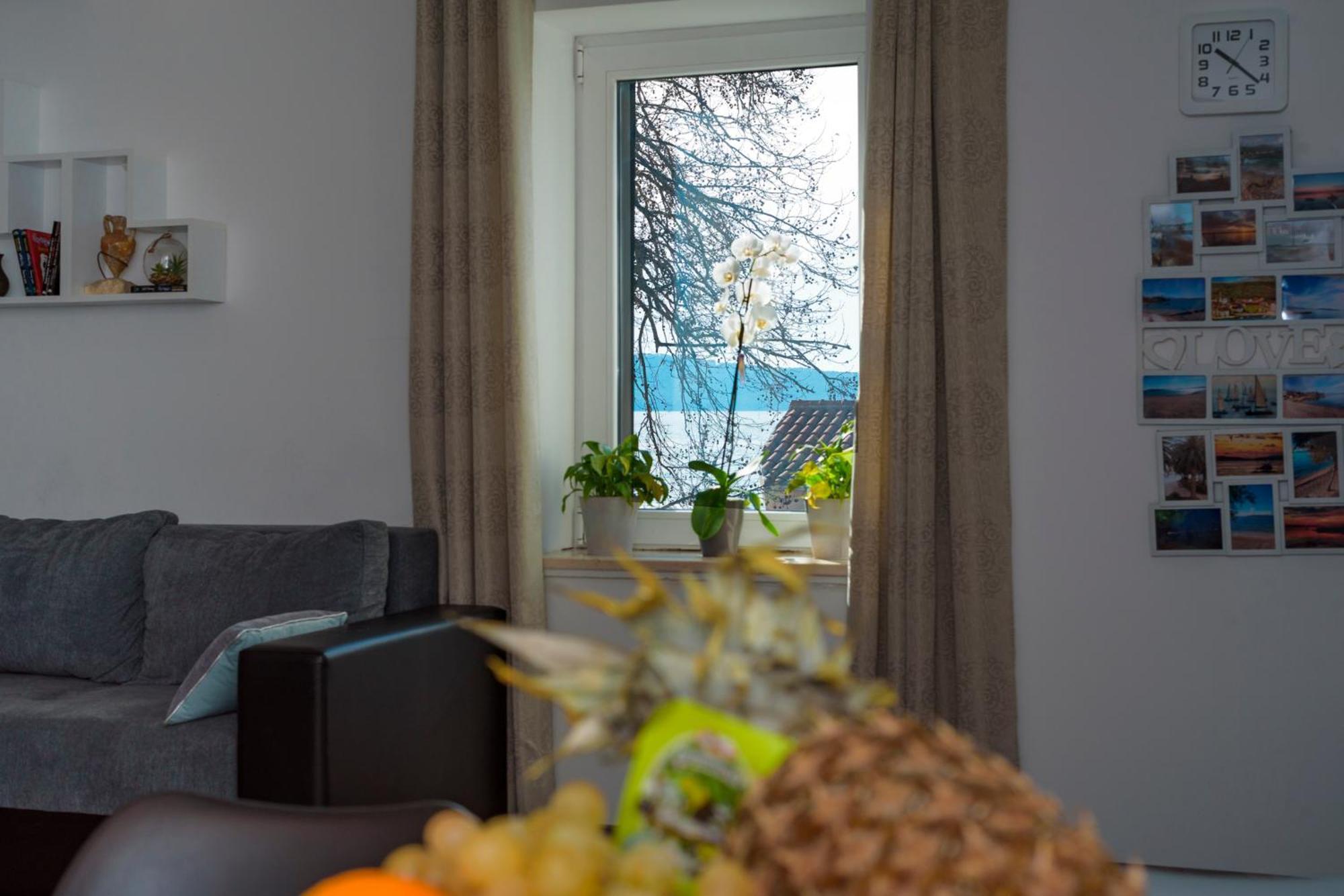 Apartments Magli Каштела Екстер'єр фото