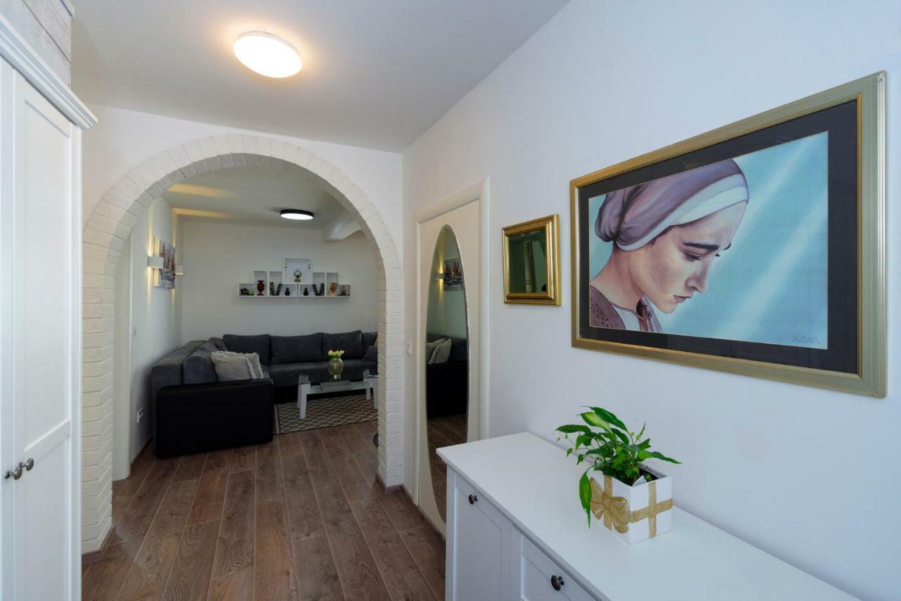 Apartments Magli Каштела Екстер'єр фото
